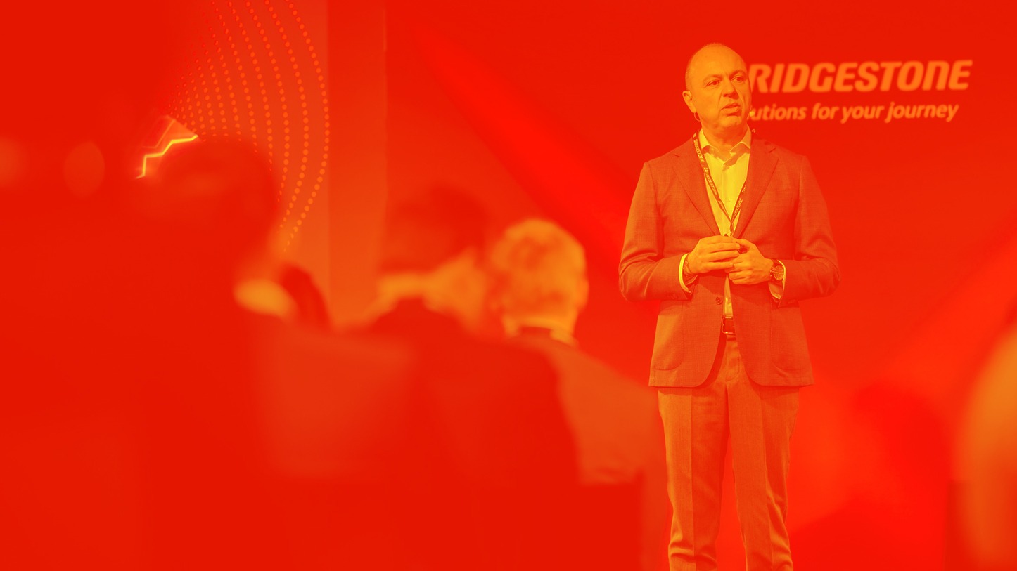 Inspiring leadership with clarity, context and meaning